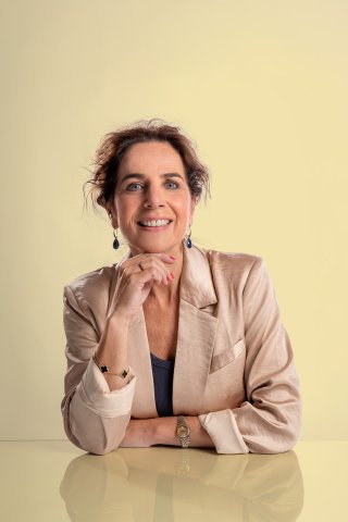 logo Irma Bos-van Zuthem